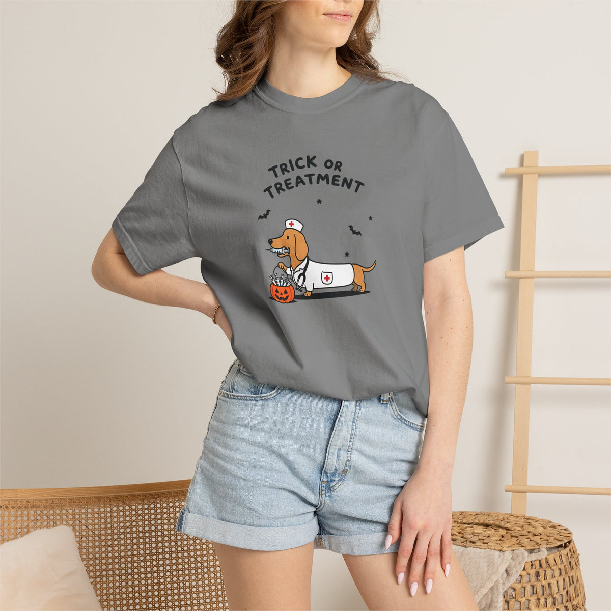Dachshund "Trick or Treatment" Halloween Shirt