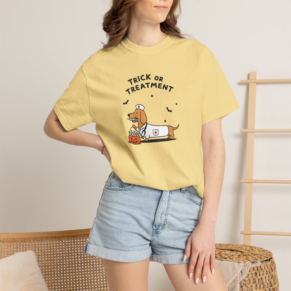 Dachshund "Trick or Treatment" Halloween Shirt