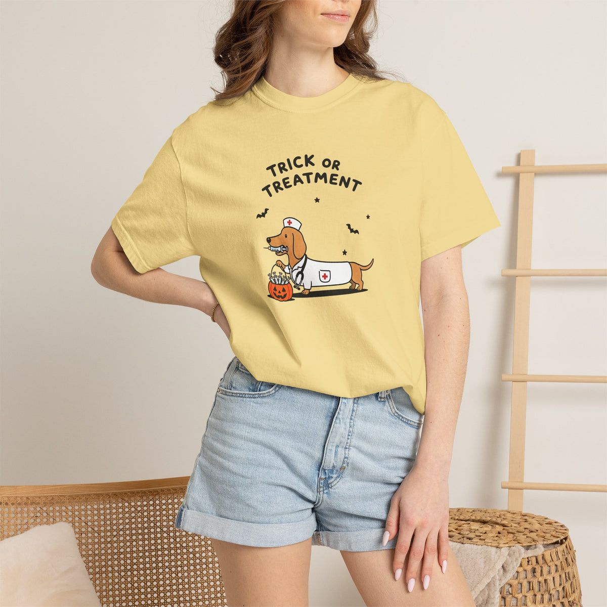 Dachshund "Trick or Treatment" Halloween Shirt