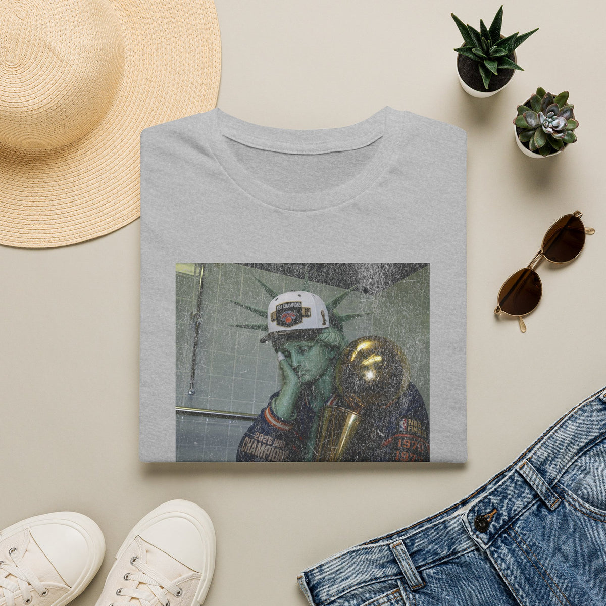 Statue of Liberty Kobe Pose Shirt